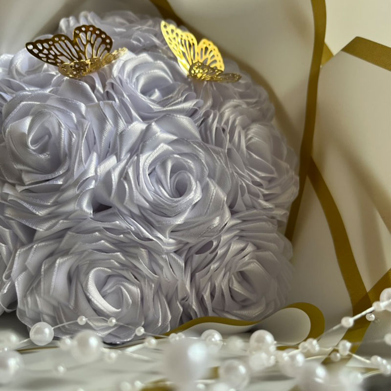 Ramo de Rosas Blancas Eternas Pure Elegance - Imagen 2